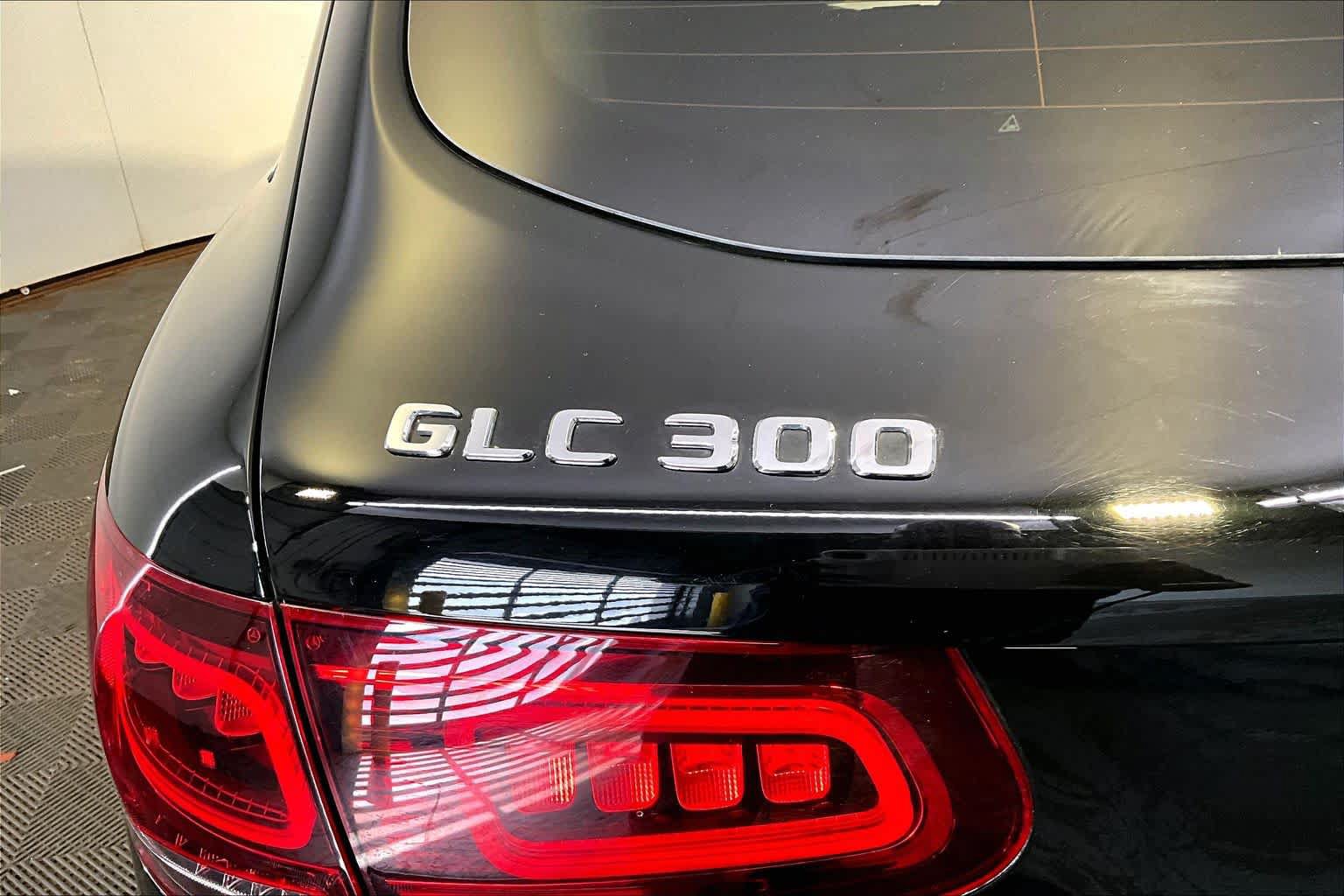 Used 2022 Mercedes-Benz GLC 300 4MATIC image 33