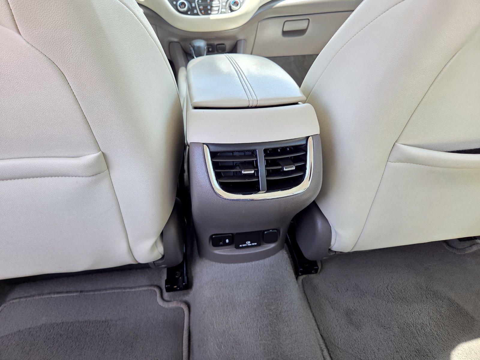 Used 2024 Chevrolet Malibu LT FWD image 20