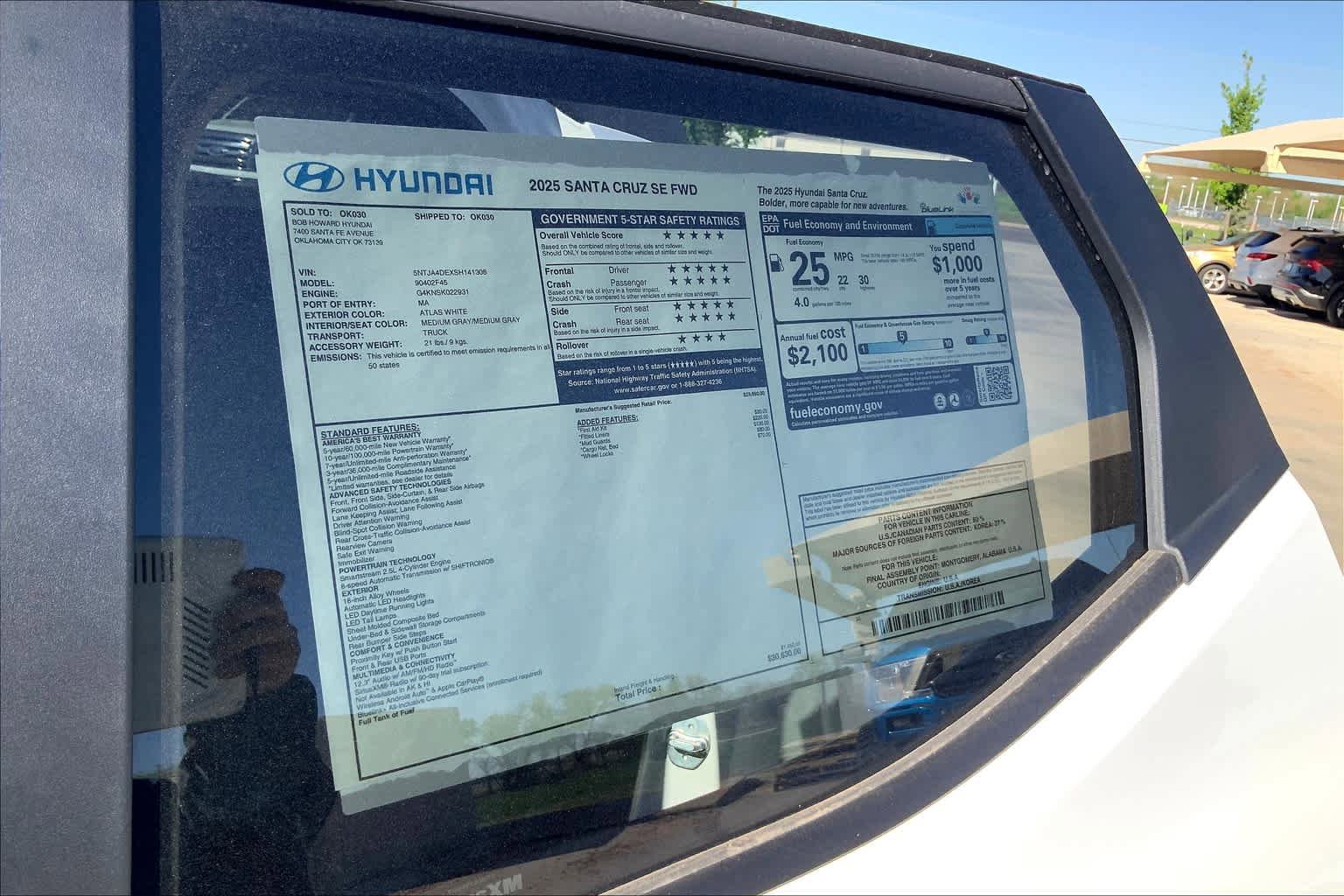 Used 2025 Hyundai Santa Cruz SE image 18