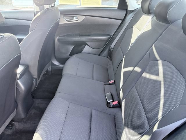 Used 2021 Kia Forte LXS FWD image 7