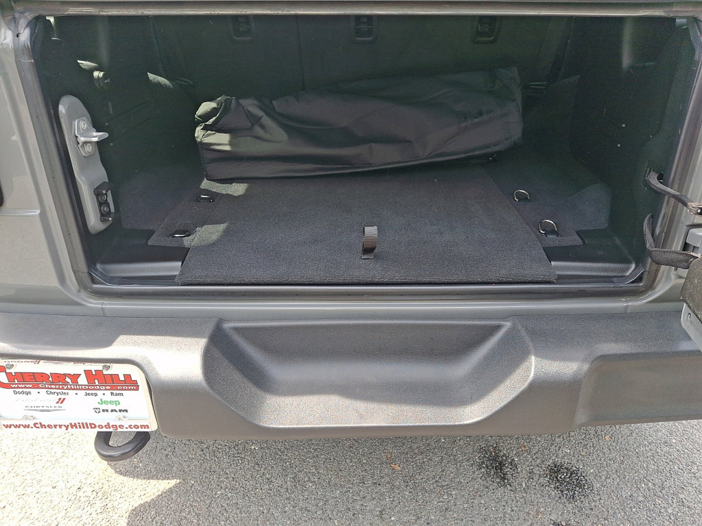Used 2022 Jeep Wrangler Unlimited Sport AWD/4WD image 18