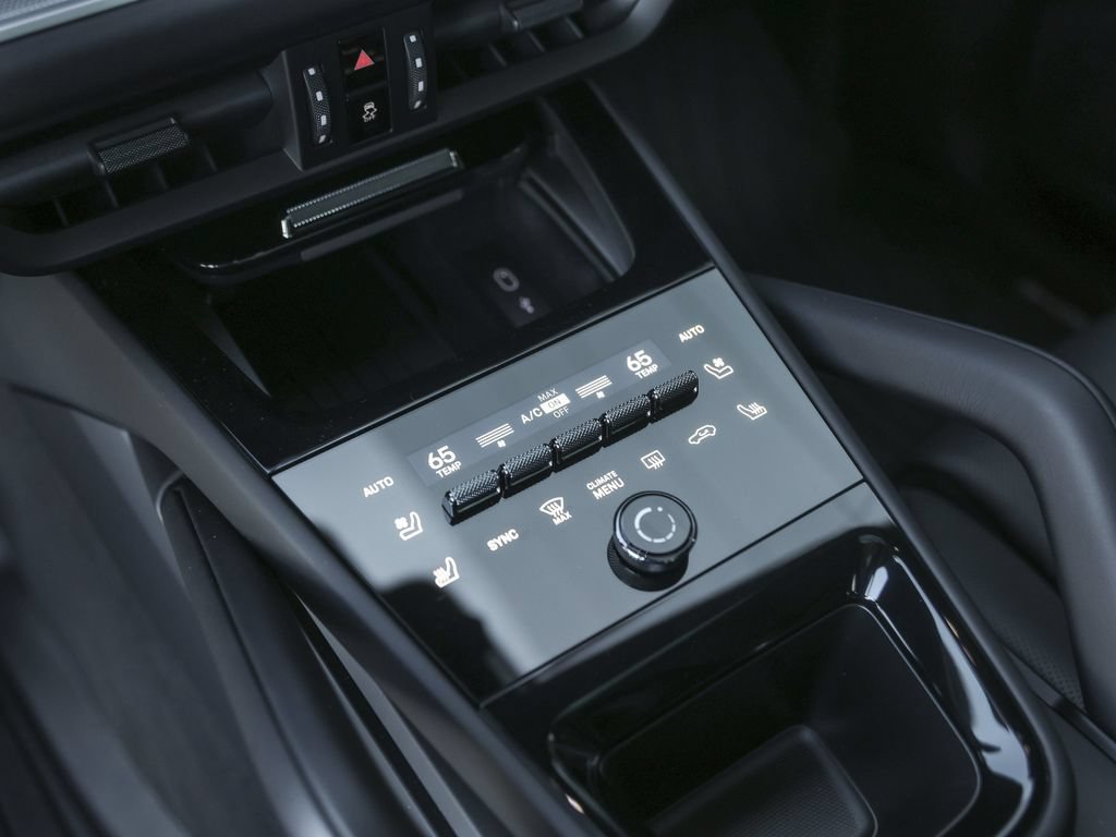 New 2026 Porsche Cayenne AWD/4WD image 27