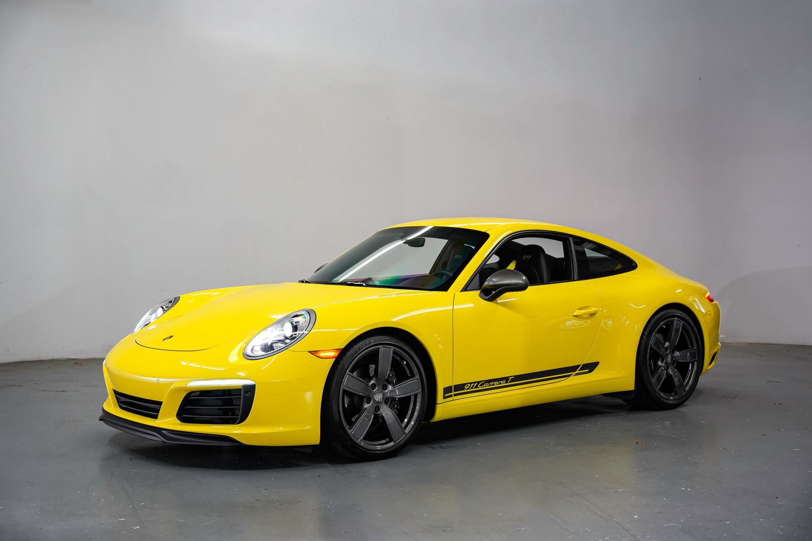 Used 2018 Porsche 911 Carrera T RWD image 7