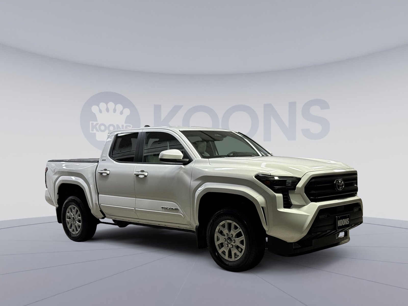 Used 2025 Toyota Tacoma SR5 image 14