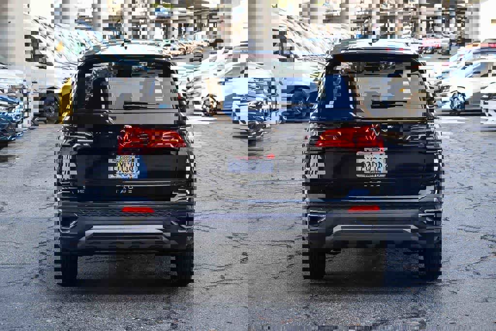 Used 2022 Volkswagen Taos SE image 6
