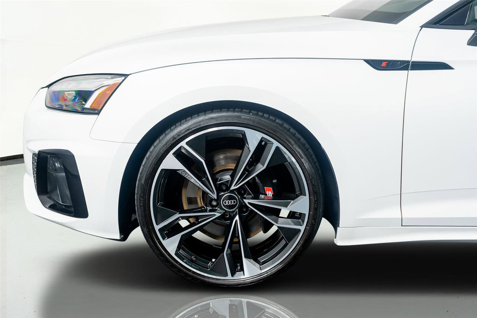 Used 2023 Audi S5 Premium Plus w/ Premium Plus Package AWD/4WD image 19