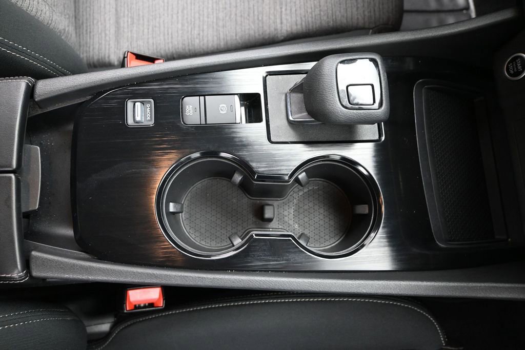 Used 2022 Nissan Rogue SV FWD image 12