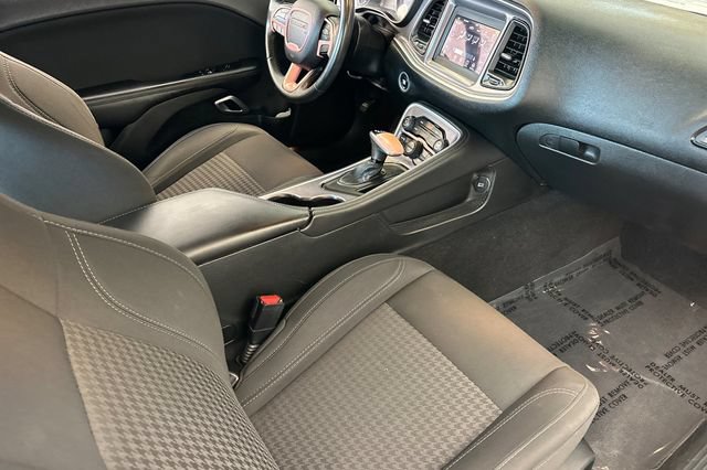 Used 2019 Dodge Challenger SXT RWD image 17