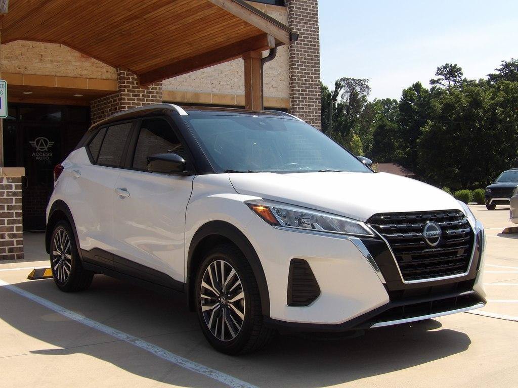 Used 2021 Nissan Kicks SV FWD image 7