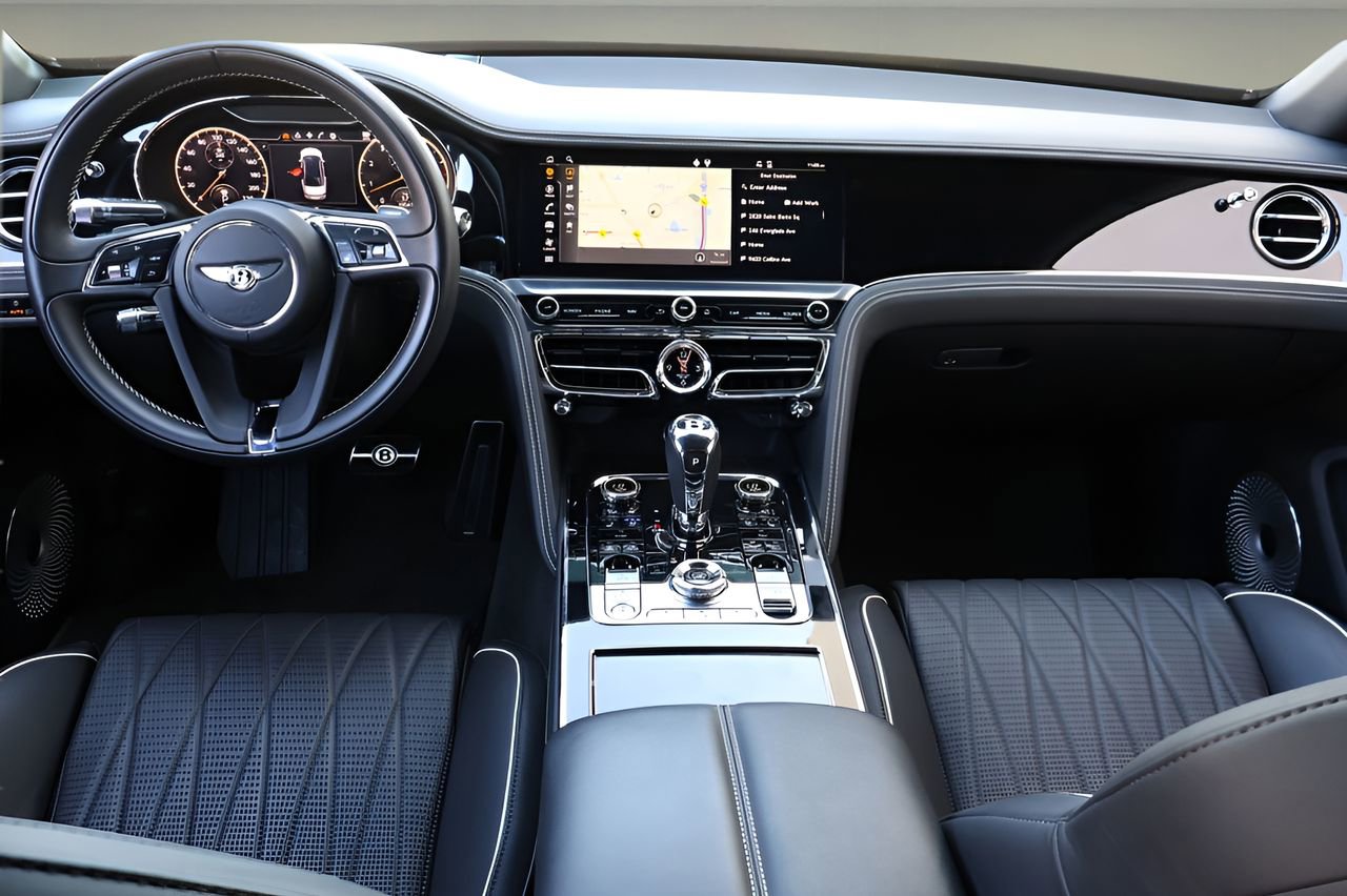 Certified 2020 Bentley Flying Spur W12 image 4