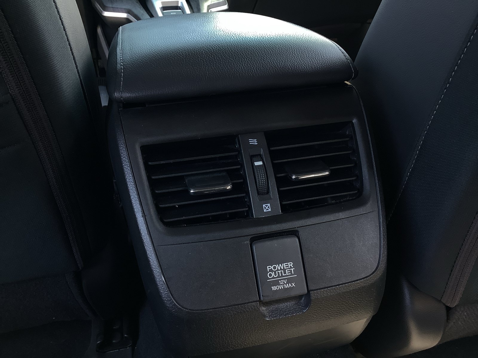 Used 2018 Honda Clarity Plug-In Hybrid image 19