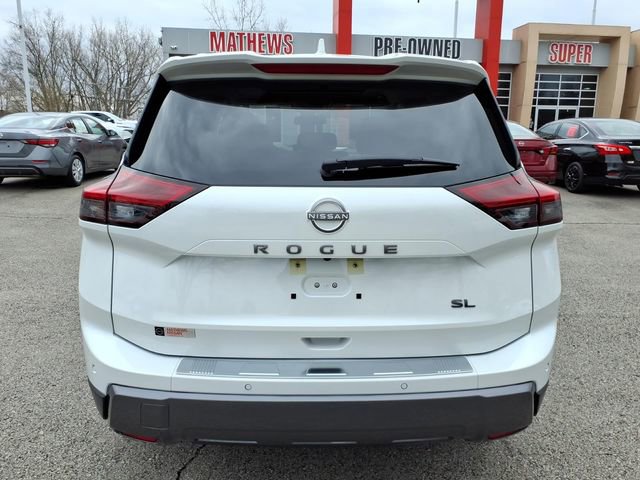 Certified 2025 Nissan Rogue SL w/ SL Premium Package image 17