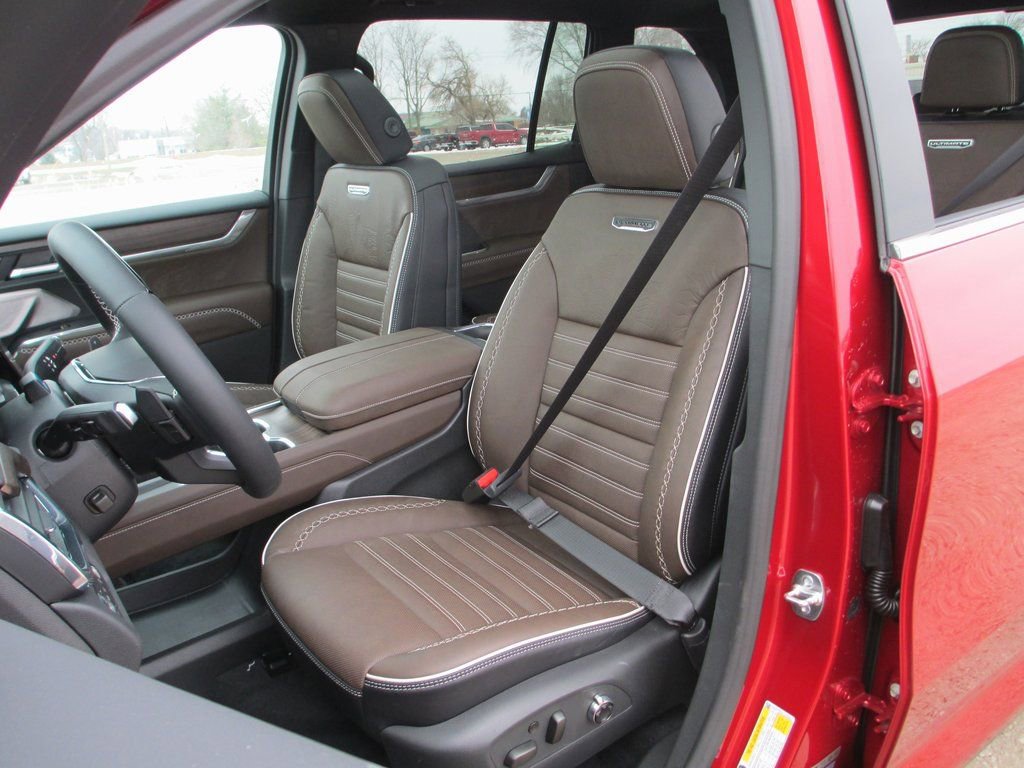 New 2026 GMC Acadia Denali Ultimate AWD/4WD image 10