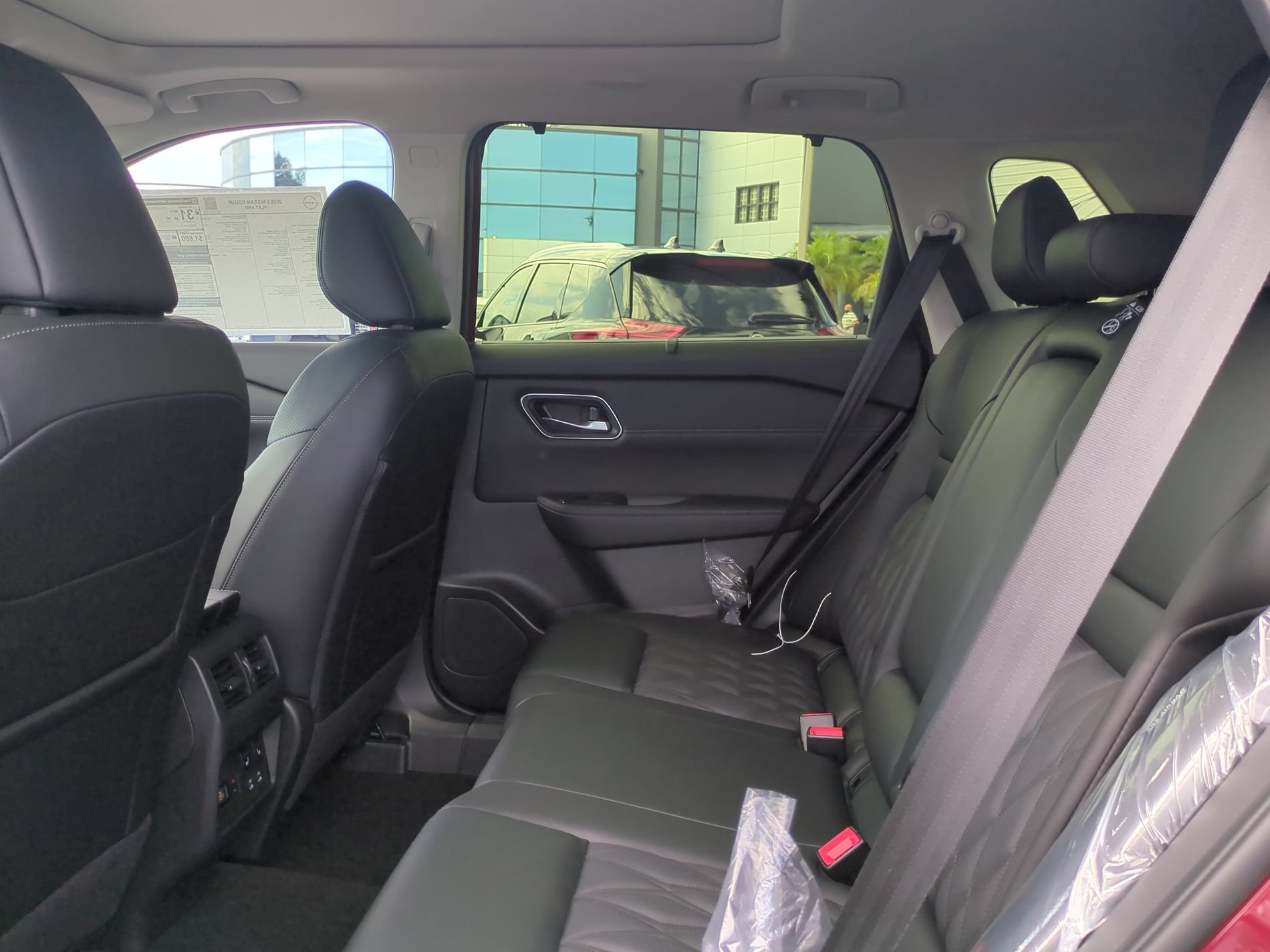 New 2026 Nissan Rogue Platinum w/ Platinum Premium Package AWD/4WD image 14