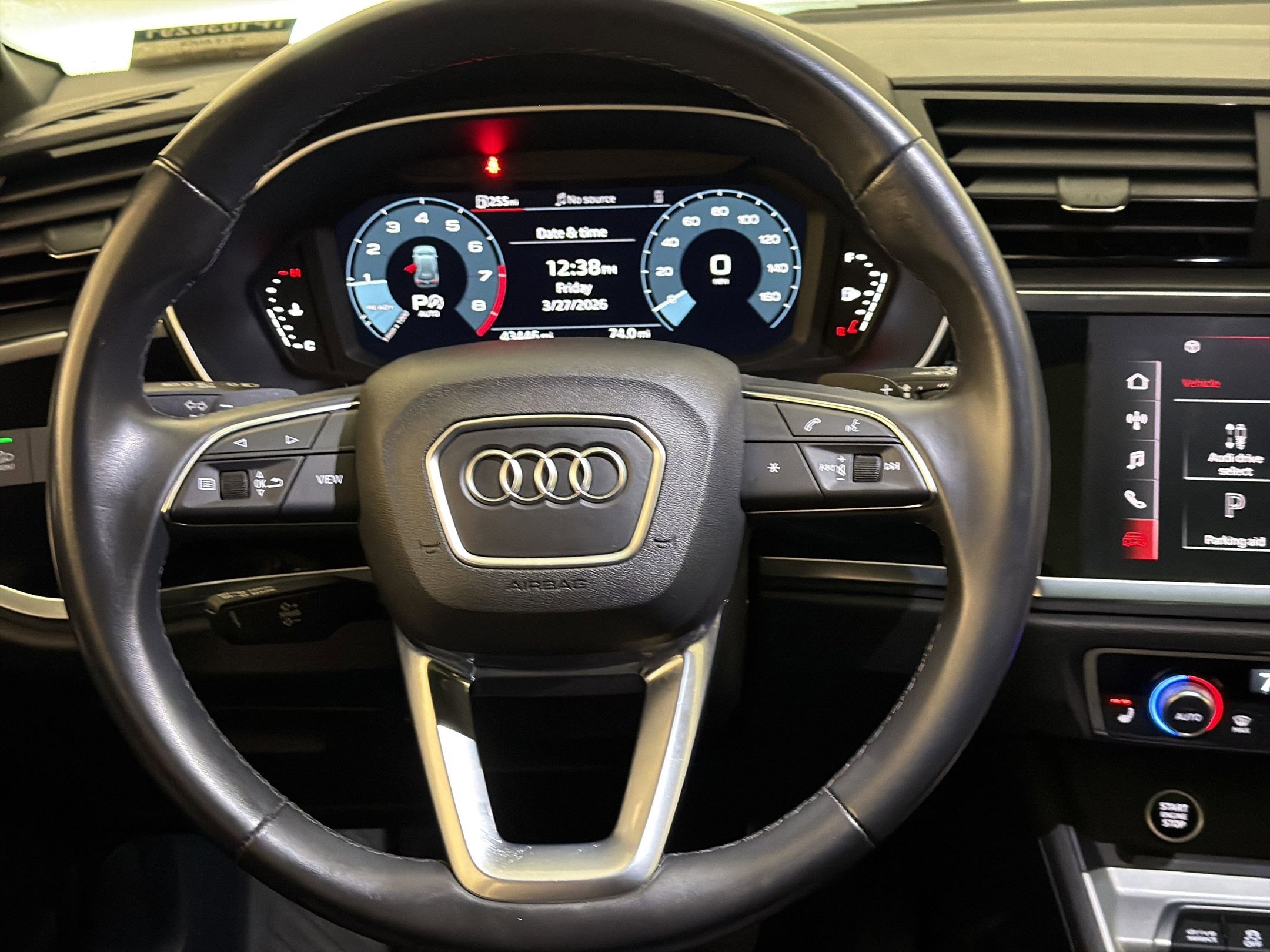 Used 2023 Audi Q3 2.0T Premium image 17