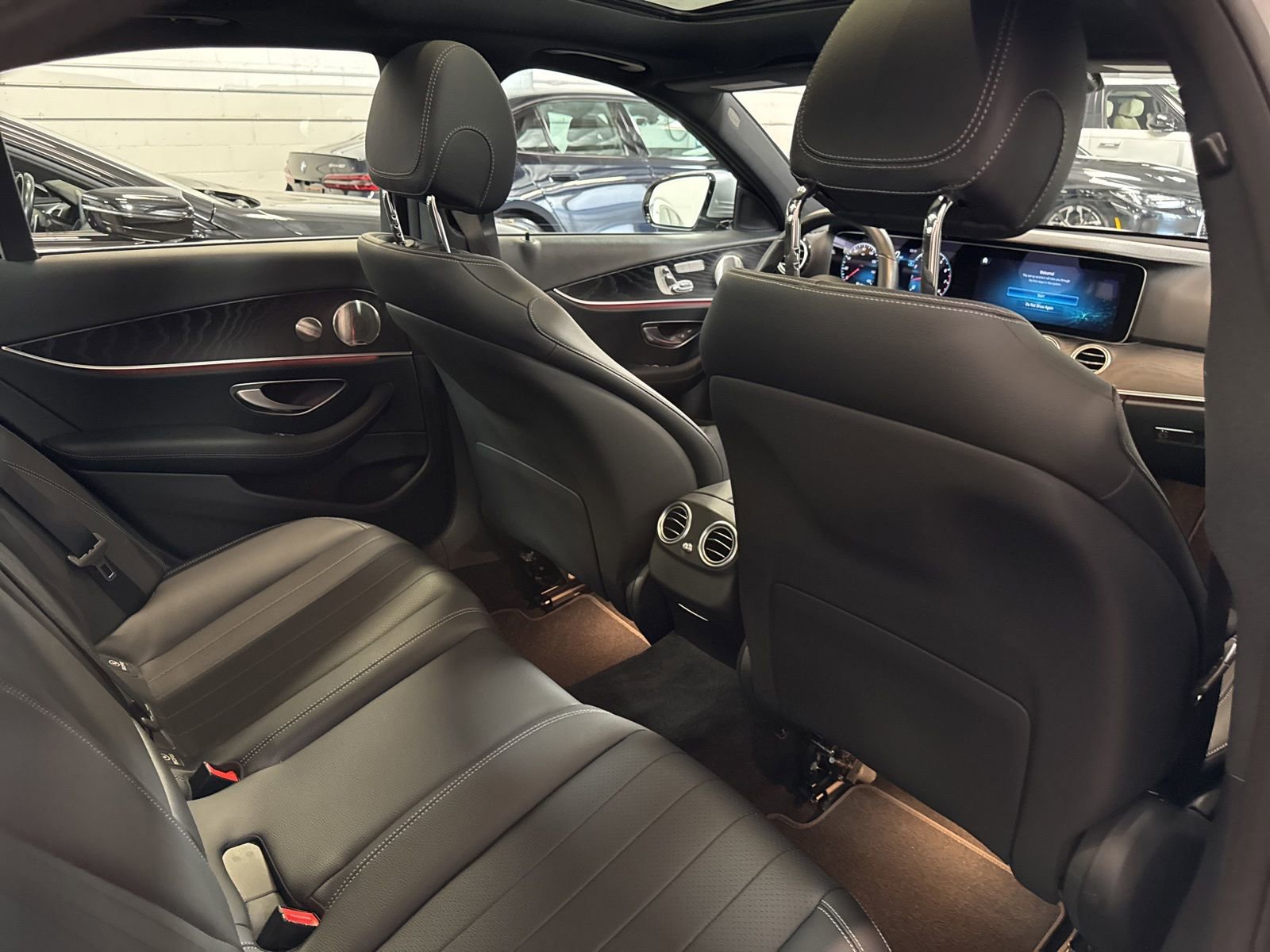 Used 2022 Mercedes-Benz E 350 Sedan image 28
