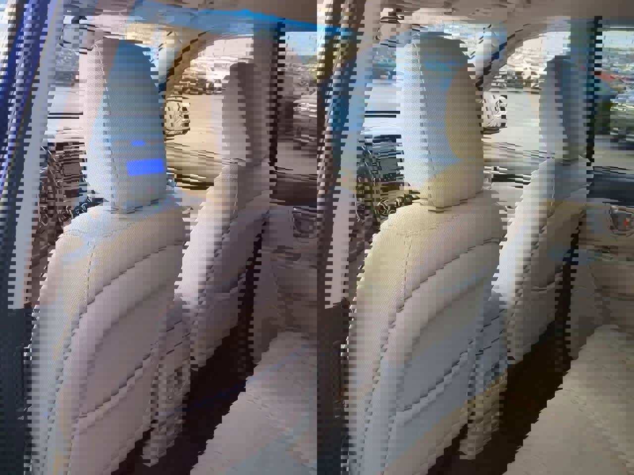 Used 2010 Hyundai Santa Fe GLS image 17