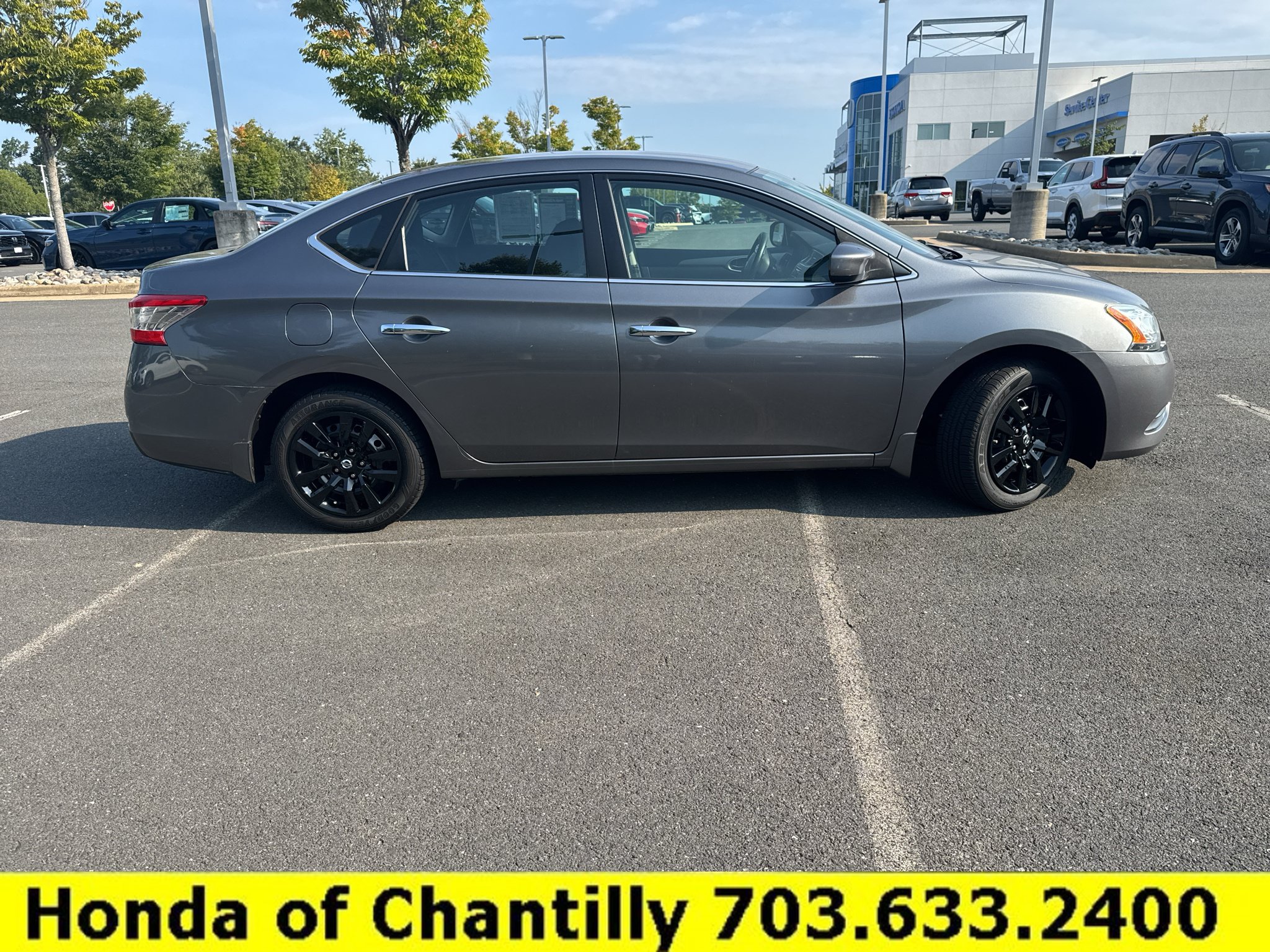 Used 2015 Nissan Sentra S FWD image 7