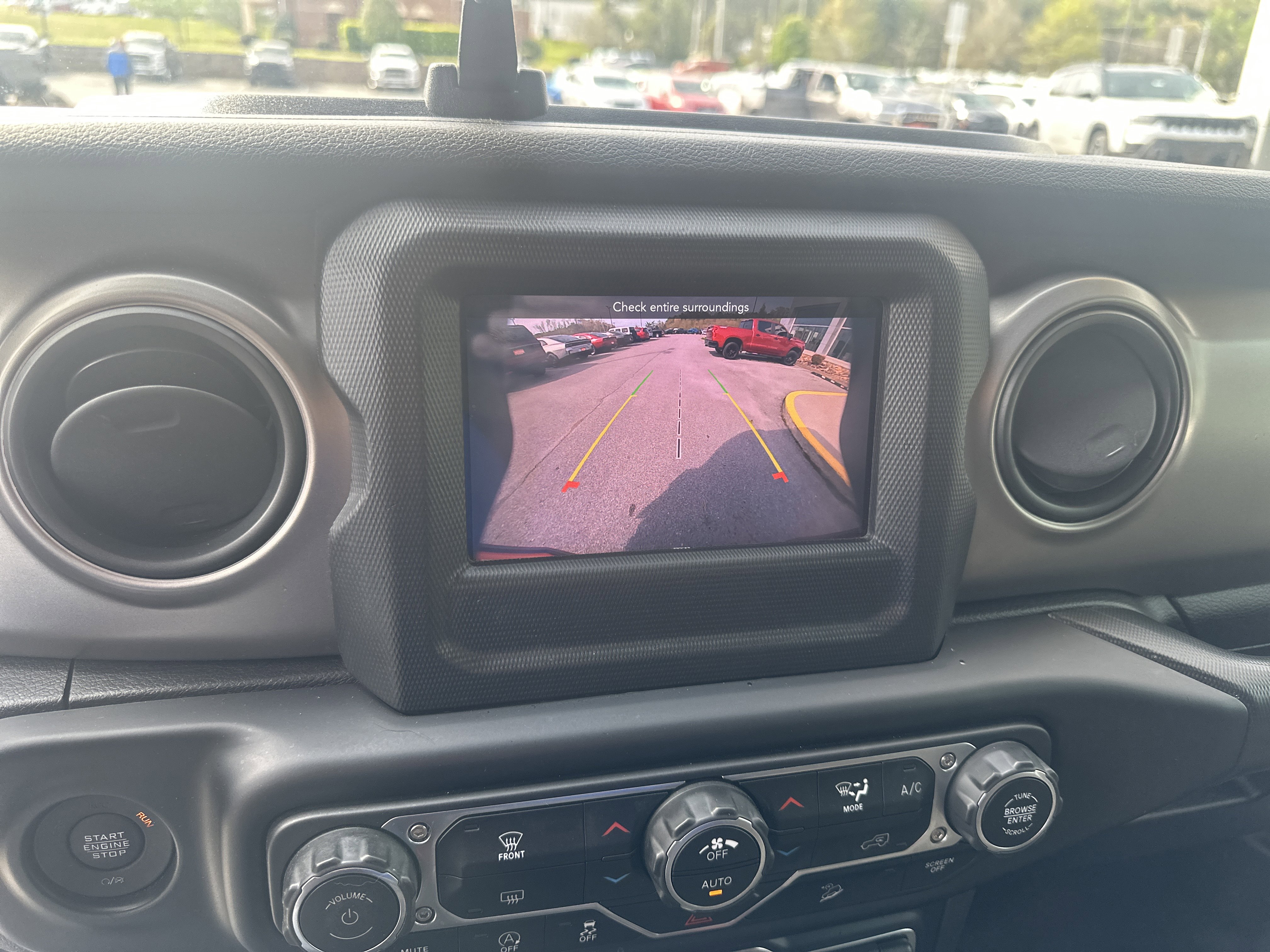 Used 2020 Jeep Wrangler Unlimited Sport image 39