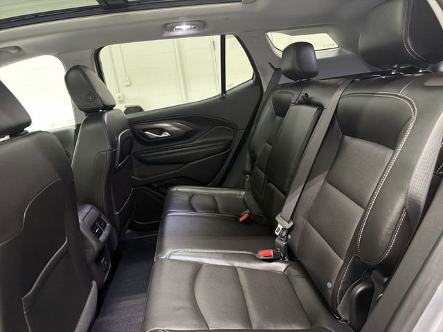 Certified 2024 GMC Terrain SLT w/ Infotainment Package II image 17