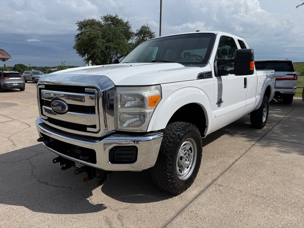 Used 2016 Ford F250 XLT w/ FX4 Off-Road Package AWD/4WD image 3