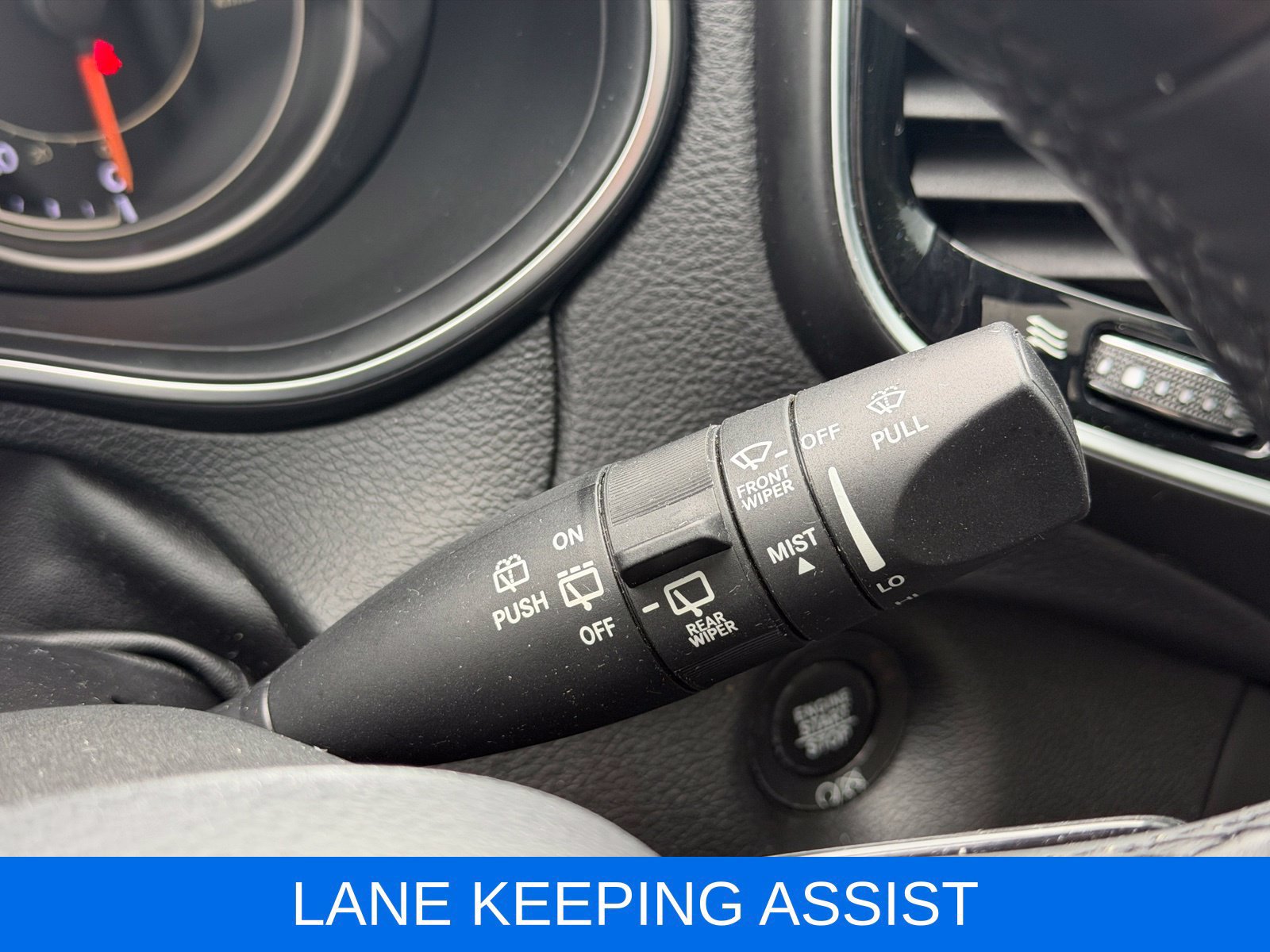 Used 2019 Jeep Cherokee Limited AWD/4WD image 19