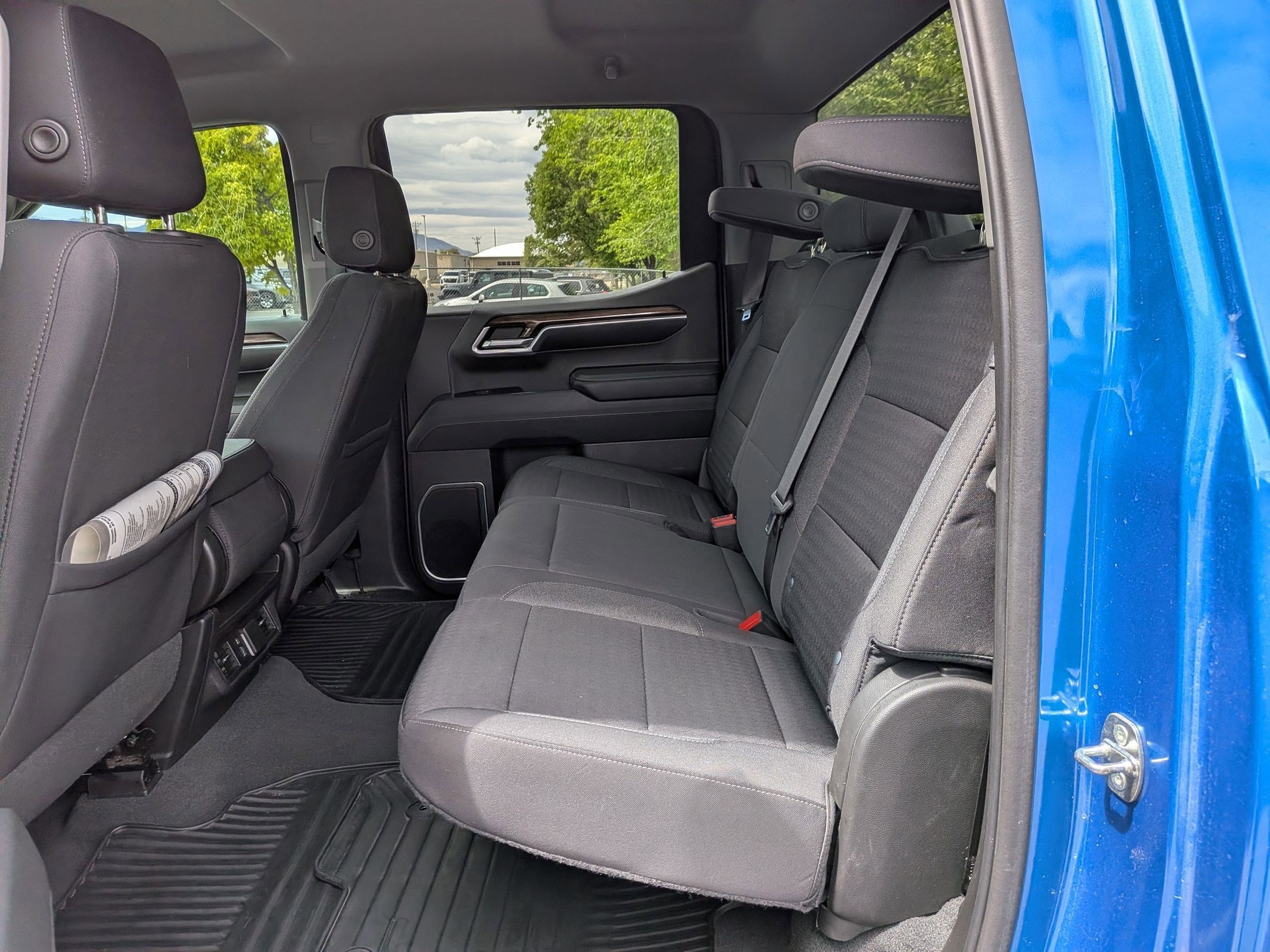 Certified 2022 Chevrolet Silverado 1500 LT AWD/4WD image 25