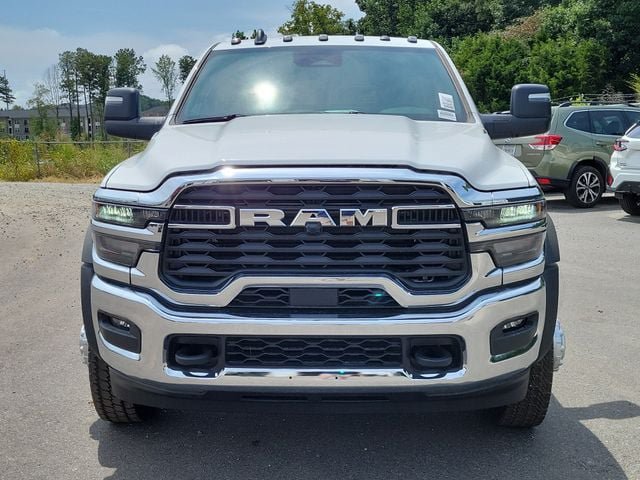 New 2026 RAM 5500 Tradesman w/ Chrome Appearance Group AWD/4WD image 2