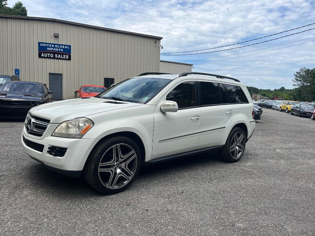 Used 2009 Mercedes-Benz GL 450 4MATIC image 2