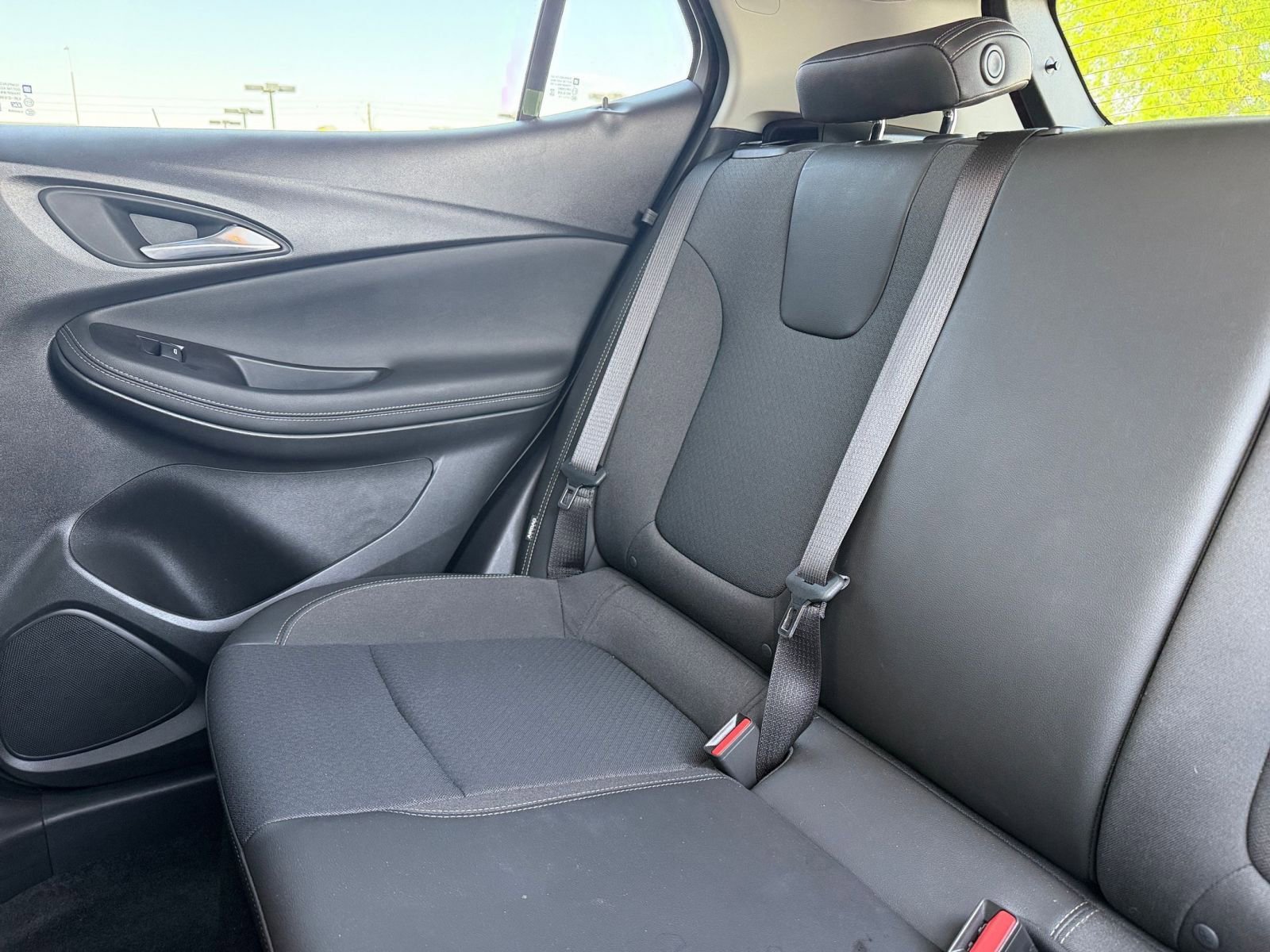 Used 2025 Buick Encore GX Preferred image 38