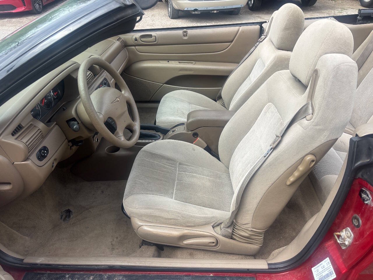 Used 2004 Chrysler Sebring LX FWD image 19