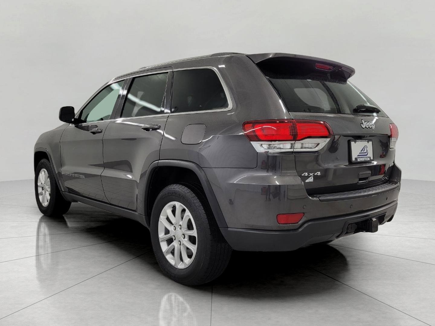 Used 2021 Jeep Grand Cherokee Laredo X AWD/4WD image 19