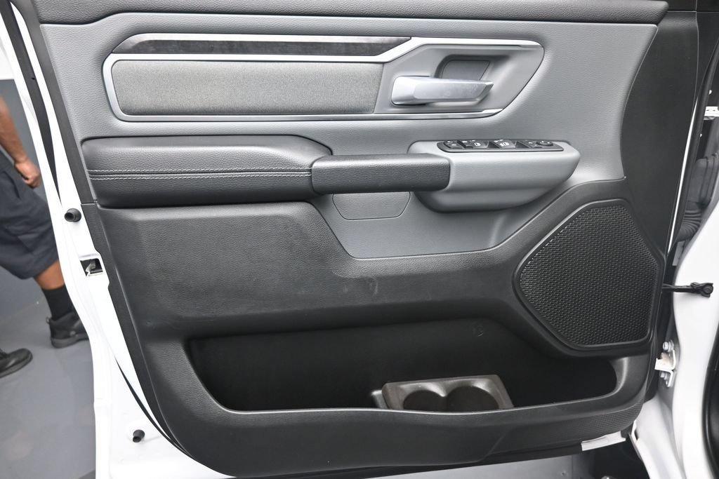 Used 2020 RAM 1500 Big Horn RWD image 19