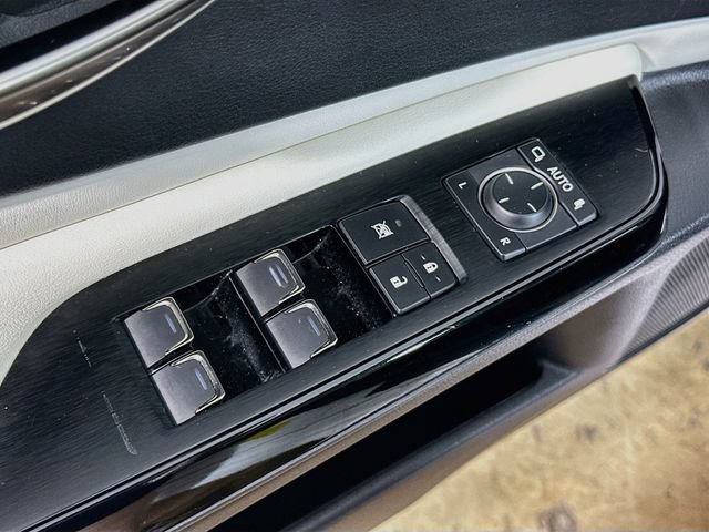 Used 2023 Lexus ES 350 F Sport w/ Accessory Package (Z1) FWD image 25
