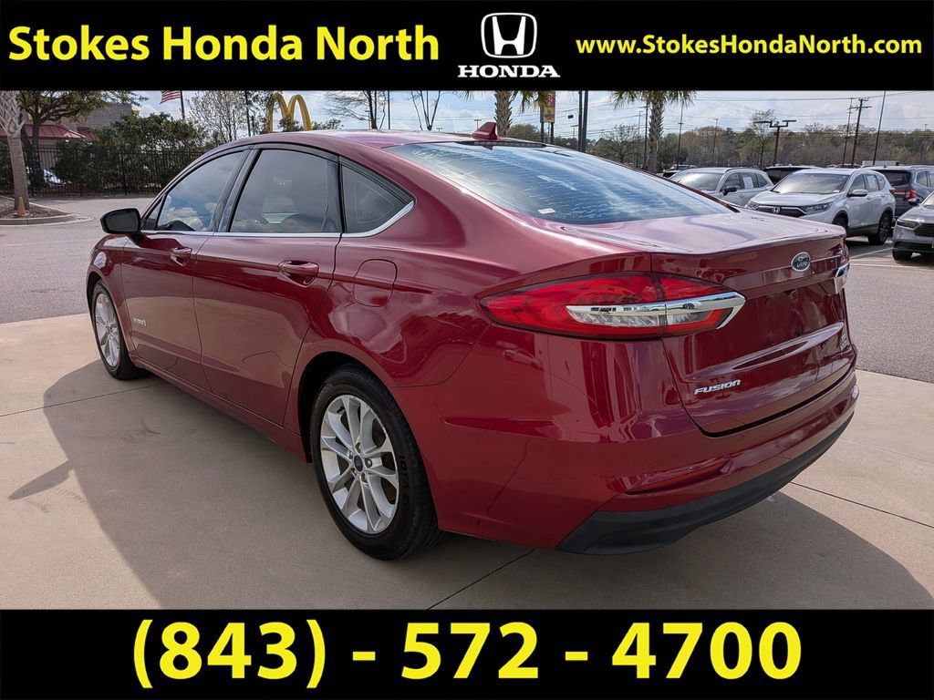 Used 2019 Ford Fusion SE image 6