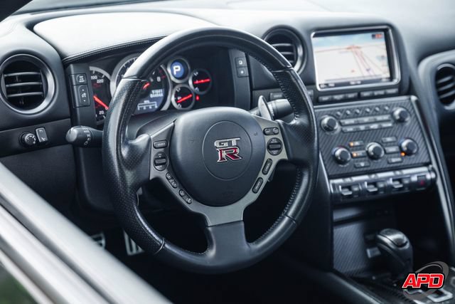 Used 2013 Nissan GT-R Premium AWD/4WD image 6