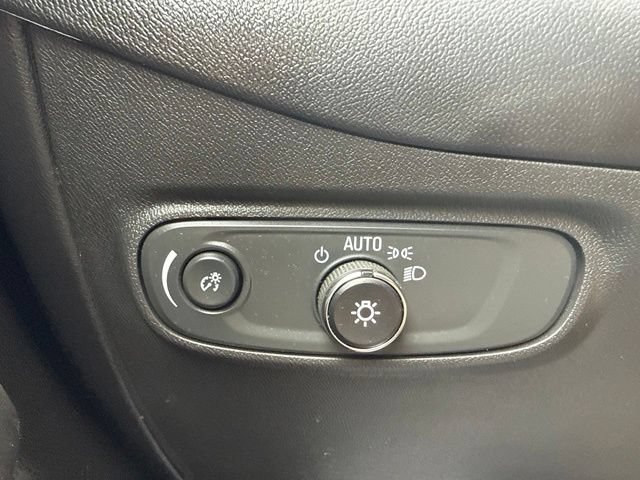 Used 2024 Chevrolet Equinox LT FWD image 23