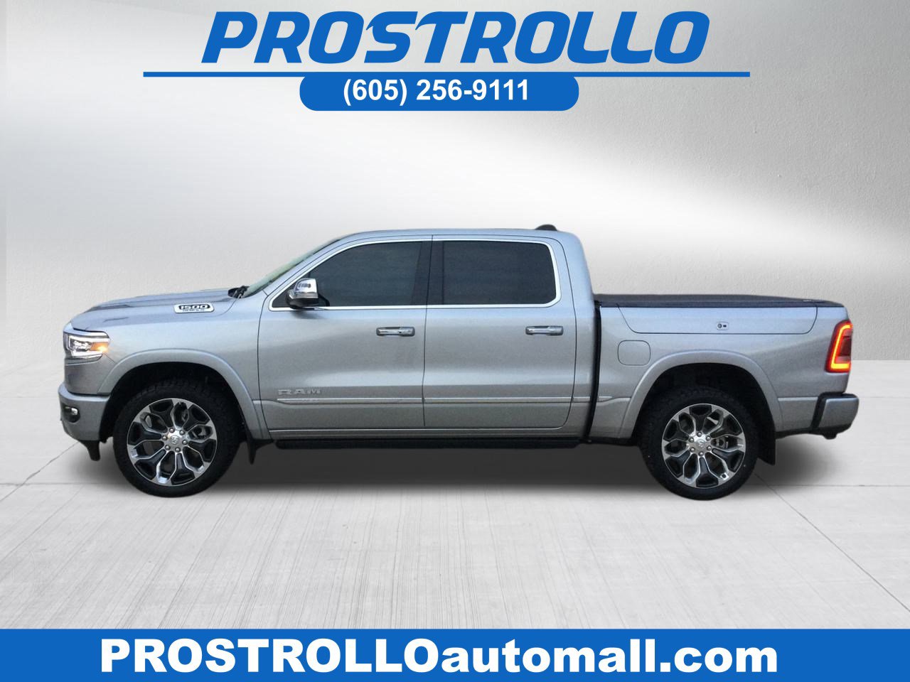 Used 2020 RAM 1500 Limited image 1