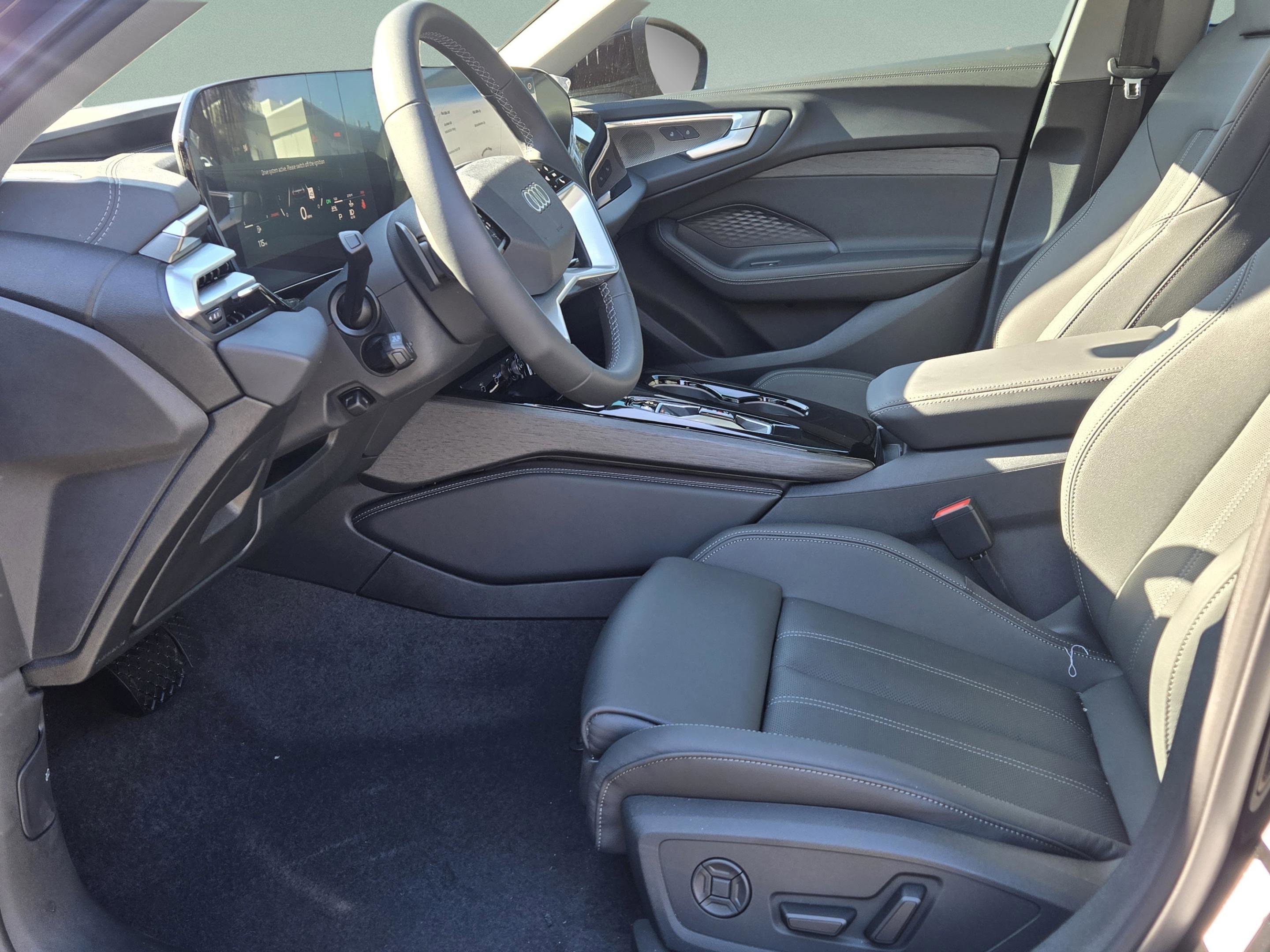 Used 2025 Audi A5 2.0T Premium Plus image 10