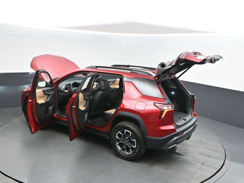 New 2026 Chevrolet Equinox ACTIV w/ Convenience Package III AWD/4WD image 48