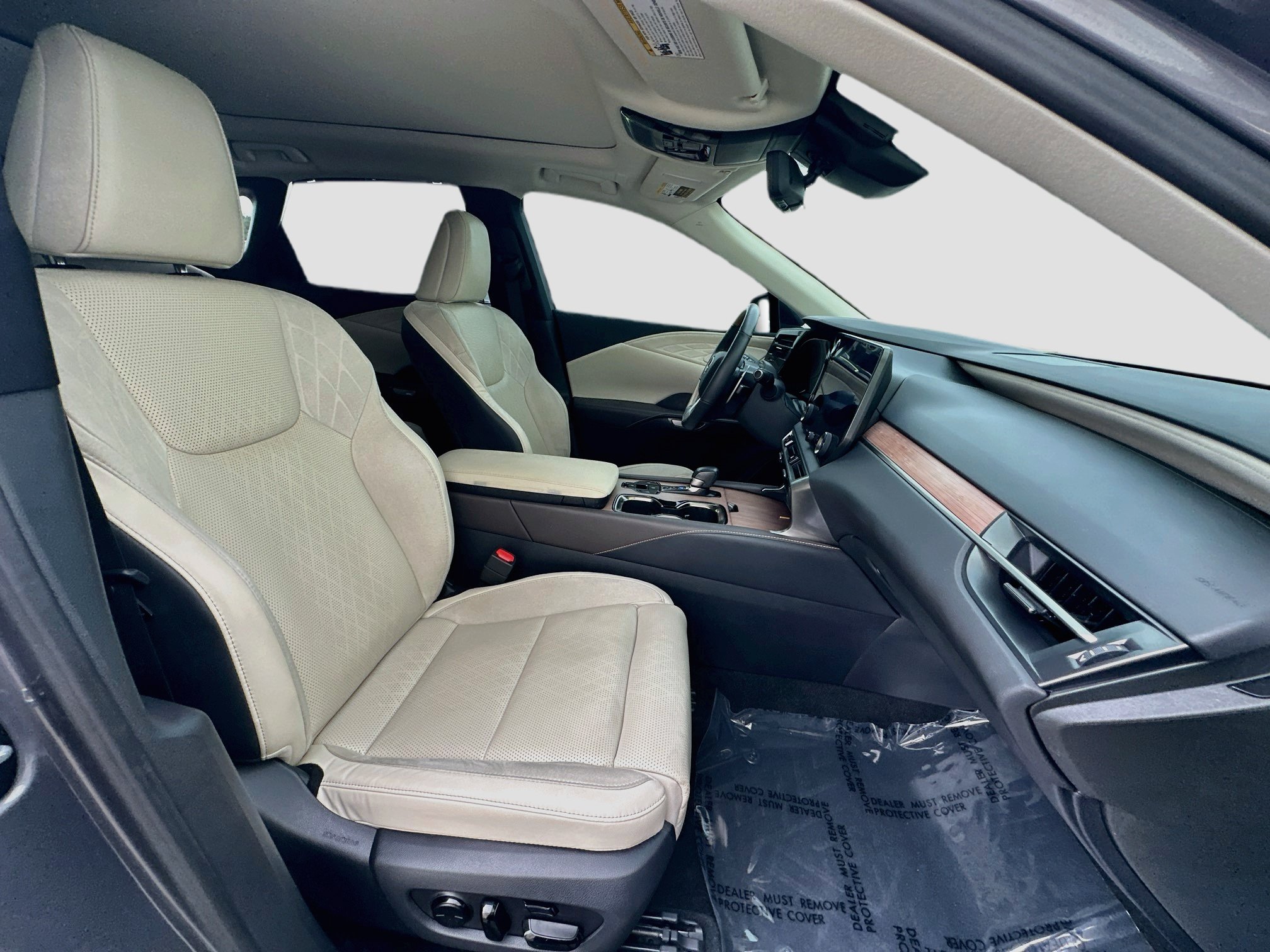 Used 2023 Lexus RX 350 FWD w/ Cold Area Package image 32