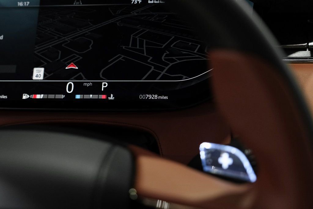 Used 2024 Land Rover Range Rover Sport image 17