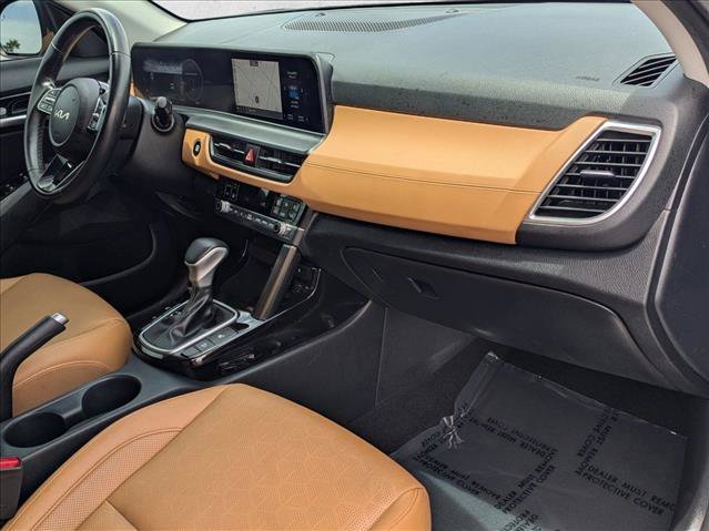 Used 2024 Kia Seltos EX FWD image 21