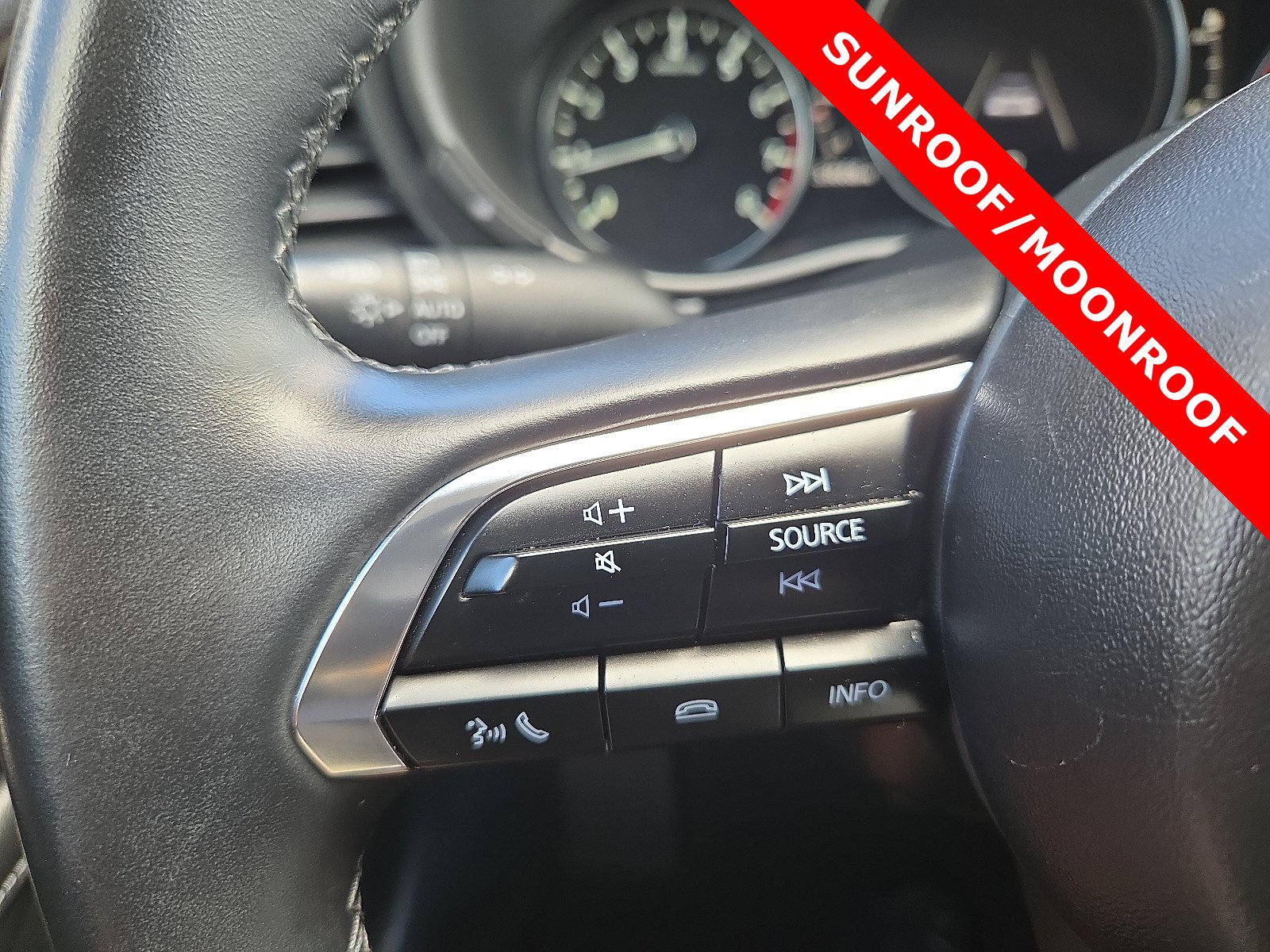 Used 2025 MAZDA CX-30 AWD 2.5 S w/ Preferred Package image 19