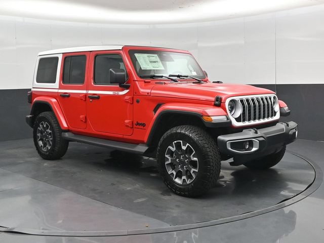 New 2026 Jeep Wrangler Unlimited Sahara w/ Whitecap Package
