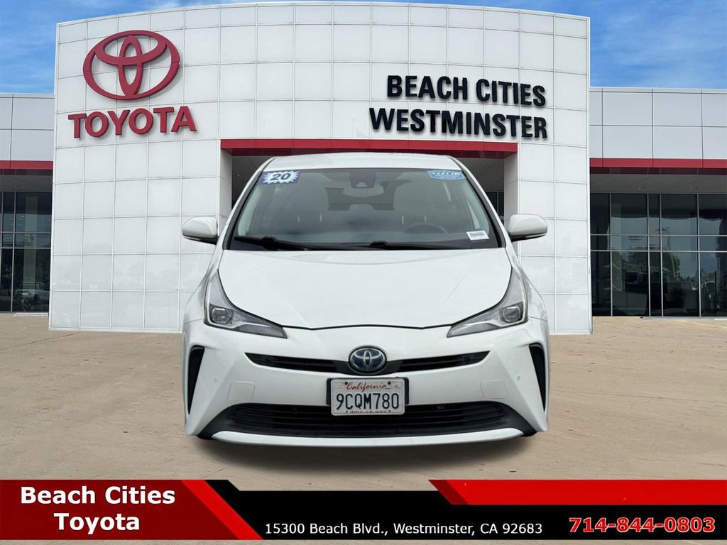 Used 2020 Toyota Prius LE FWD image 4