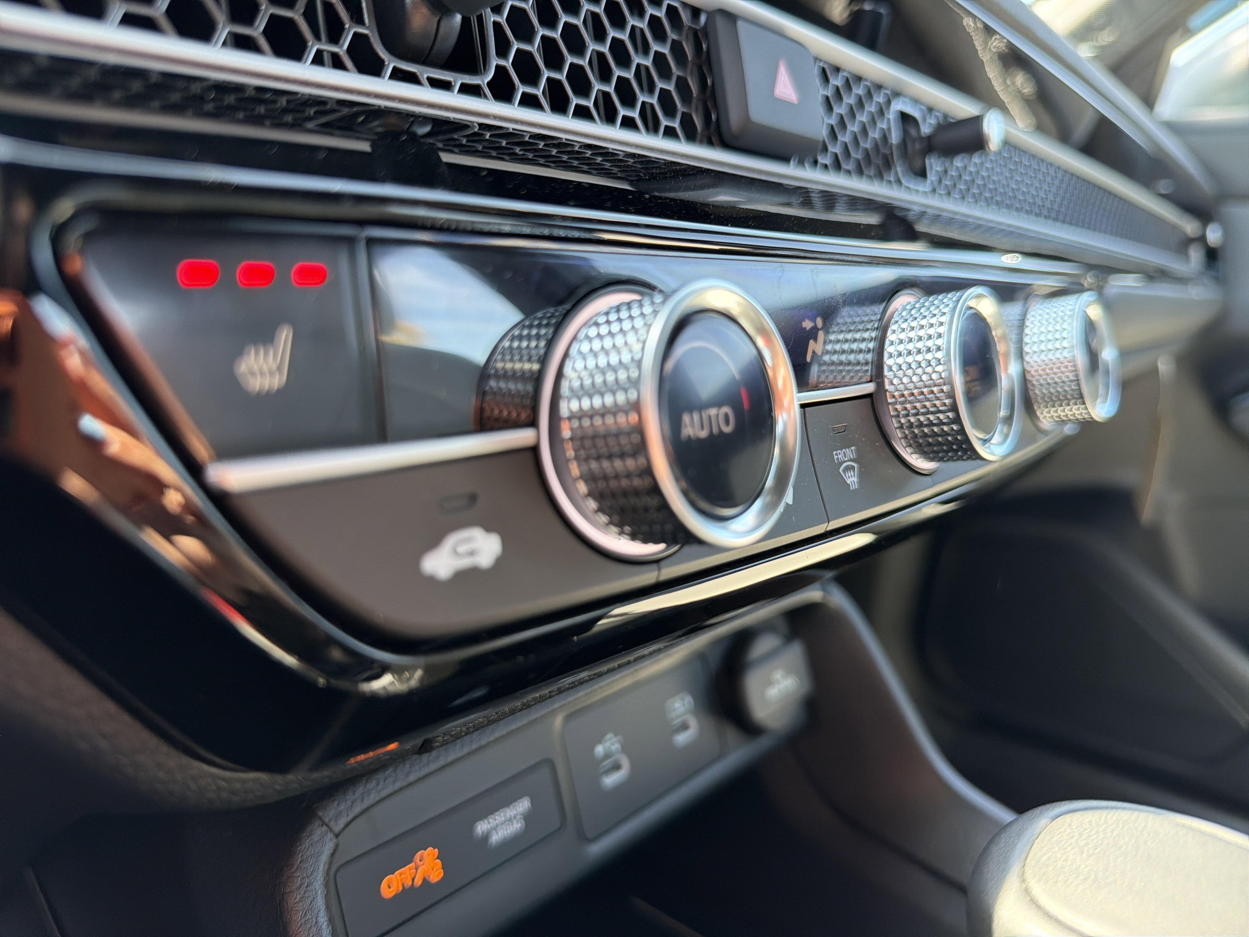 Certified 2025 Honda Civic Sport Touring image 29