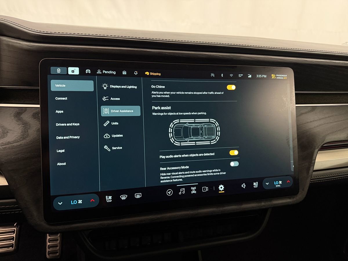 Used 2022 Rivian R1T Launch Edition image 19