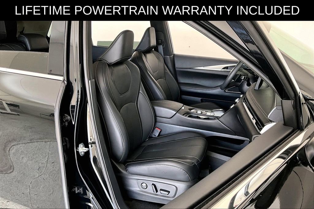 Certified 2025 INFINITI QX60 Luxe image 10