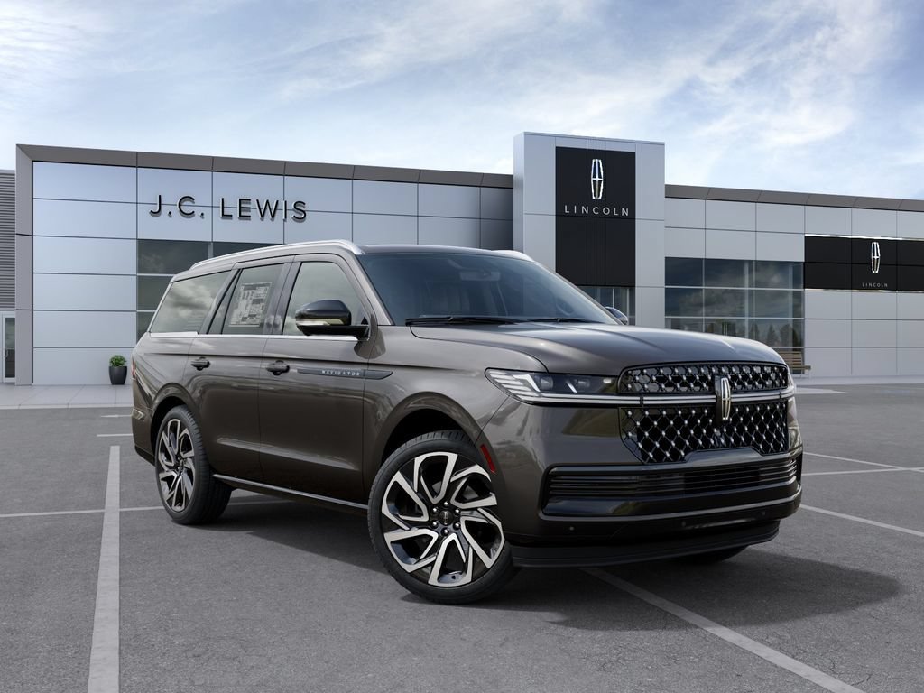 New 2027 Lincoln Navigator Black Label AWD/4WD image 1